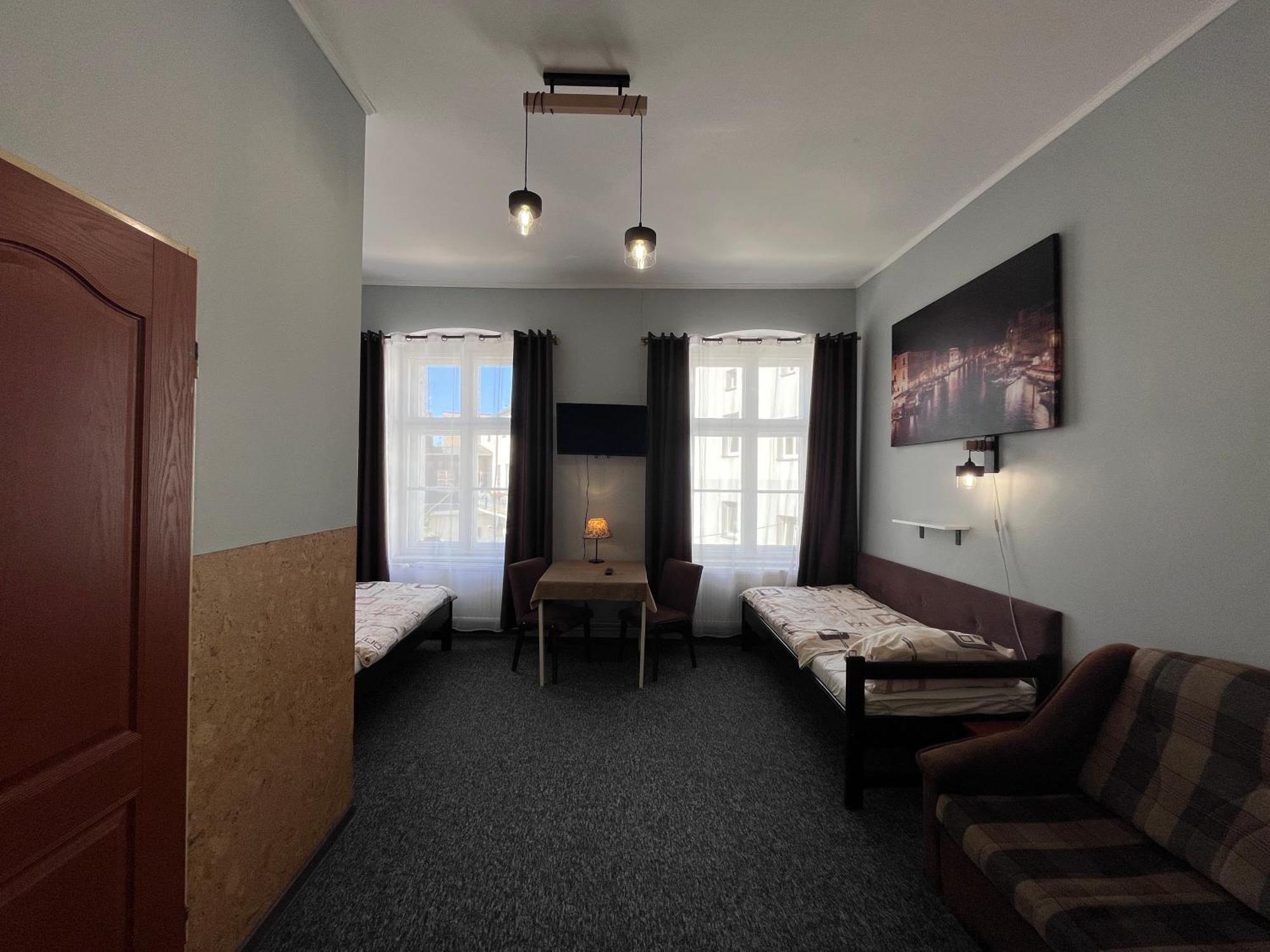 Hotel Polonia Namysłów Bagian luar foto