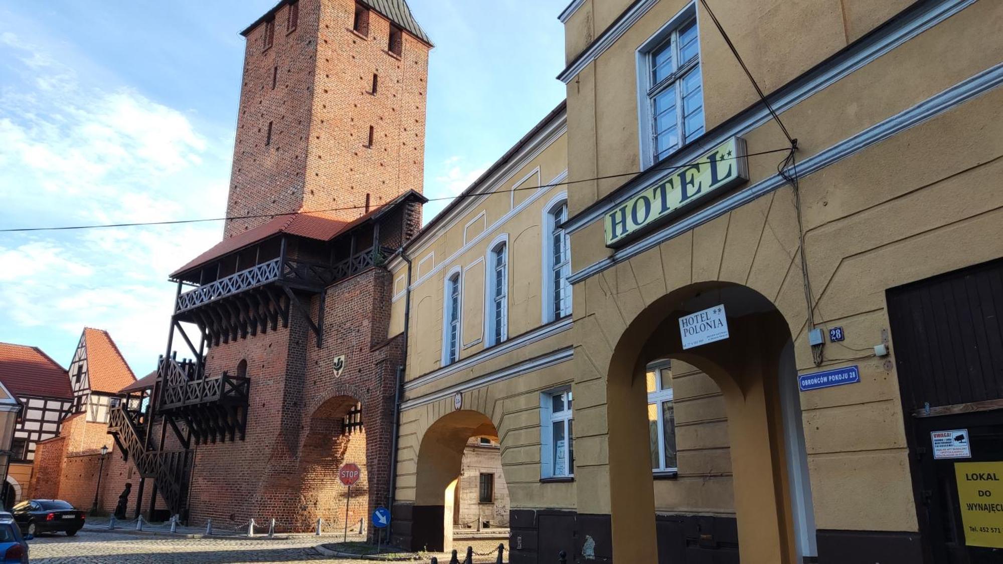 Hotel Polonia Namysłów Bagian luar foto