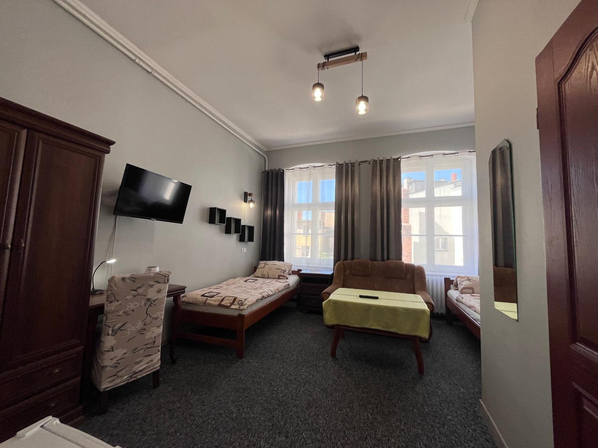 Hotel Polonia Namysłów Bagian luar foto