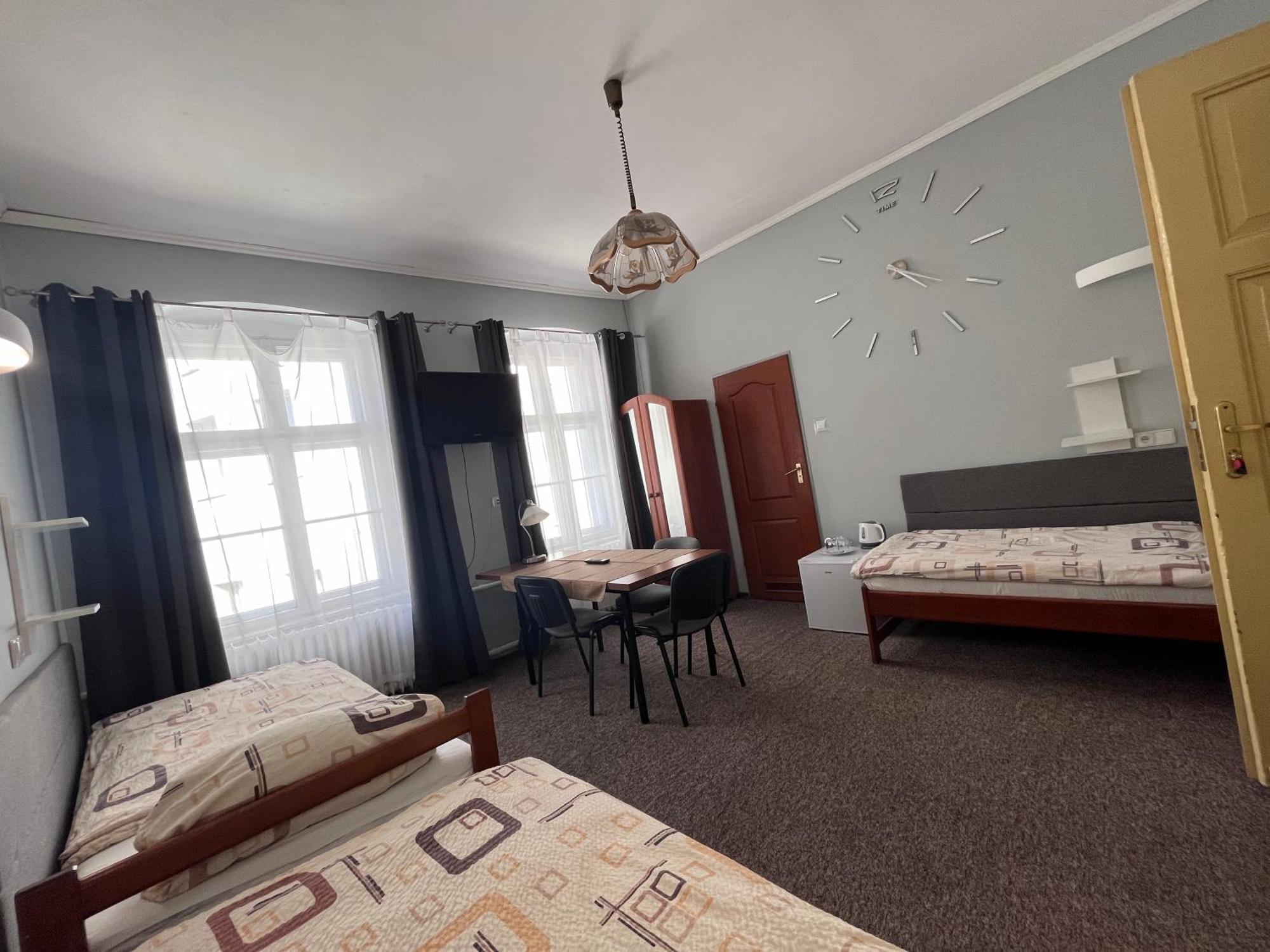 Hotel Polonia Namysłów Bagian luar foto