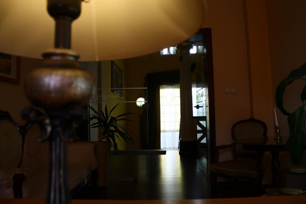 Hotel Polonia Namysłów Bagian luar foto